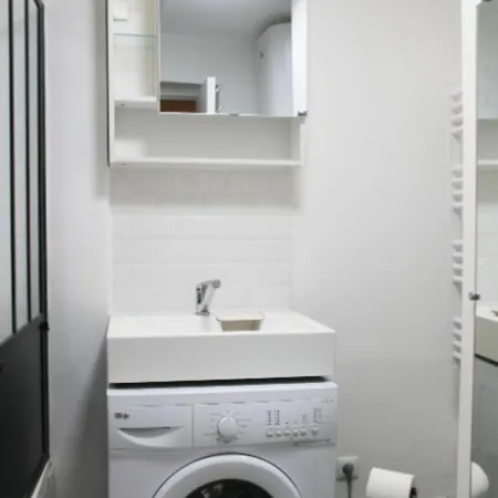 Apartment Comfortable In The Heart Of Paris