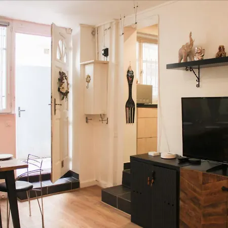 Apartment Comfortable In The Heart Of Paris